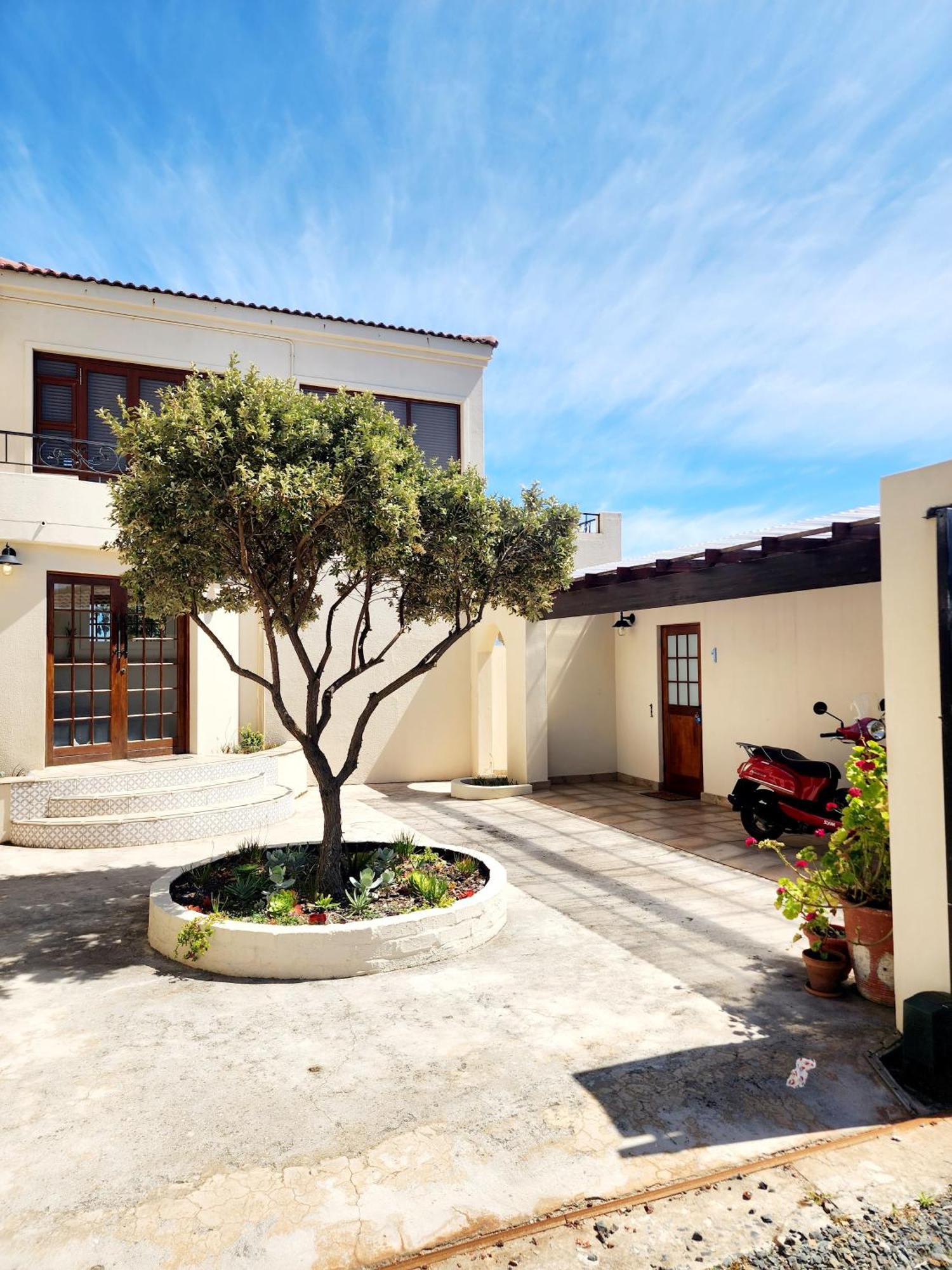 The Tides Bed & Breakfast Simon's Town Exterior photo